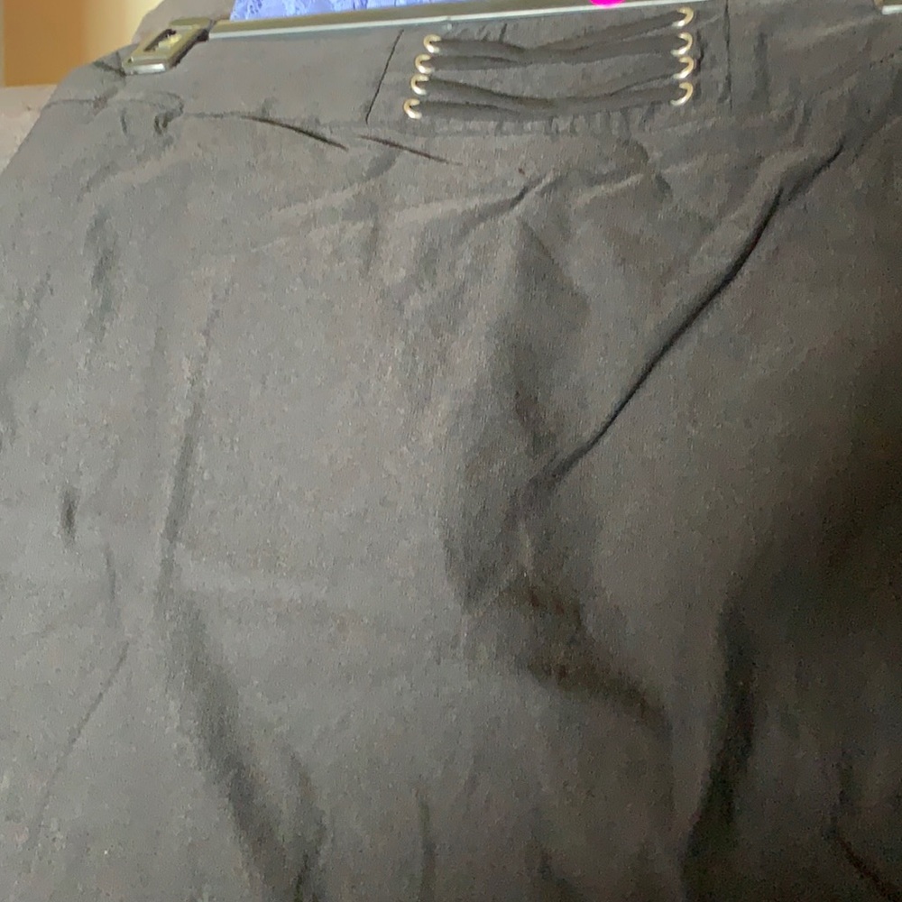 22/24 black stretch skirt